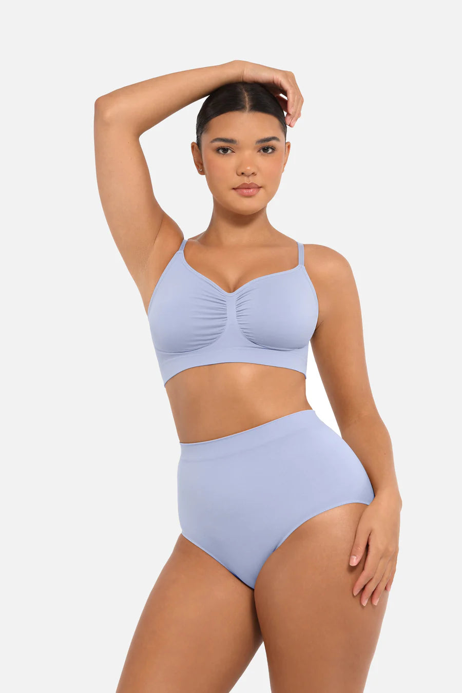 CALZON CON CONTROL ABDOMEN SEAMLESS COD 117
